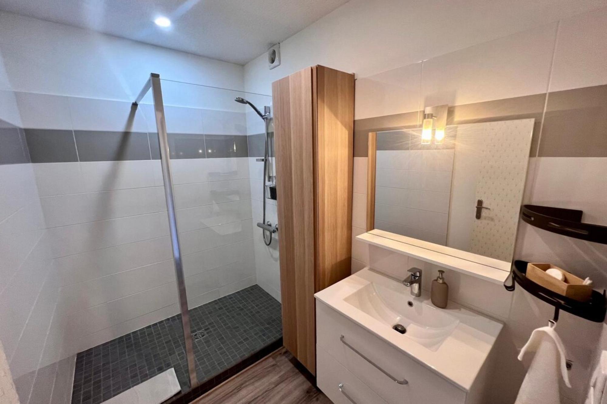Casa Bert - T2 Avec Parking&Balcon En Centre Ville Brive-la-Gaillarde Esterno foto